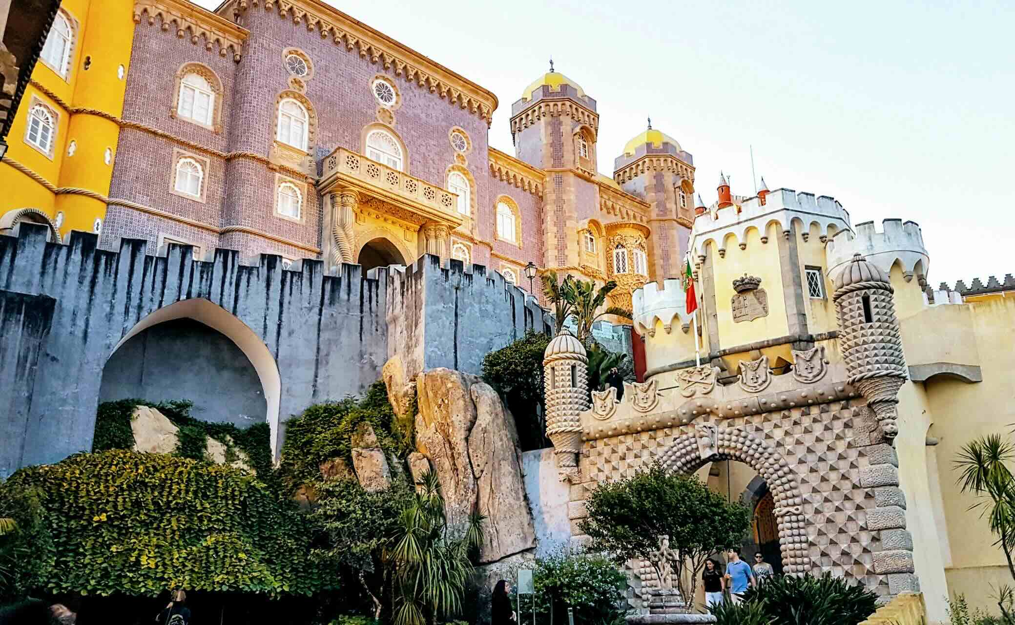 Lisbon Uncovered: Europe’s Coolest Capital for Creative Travelers