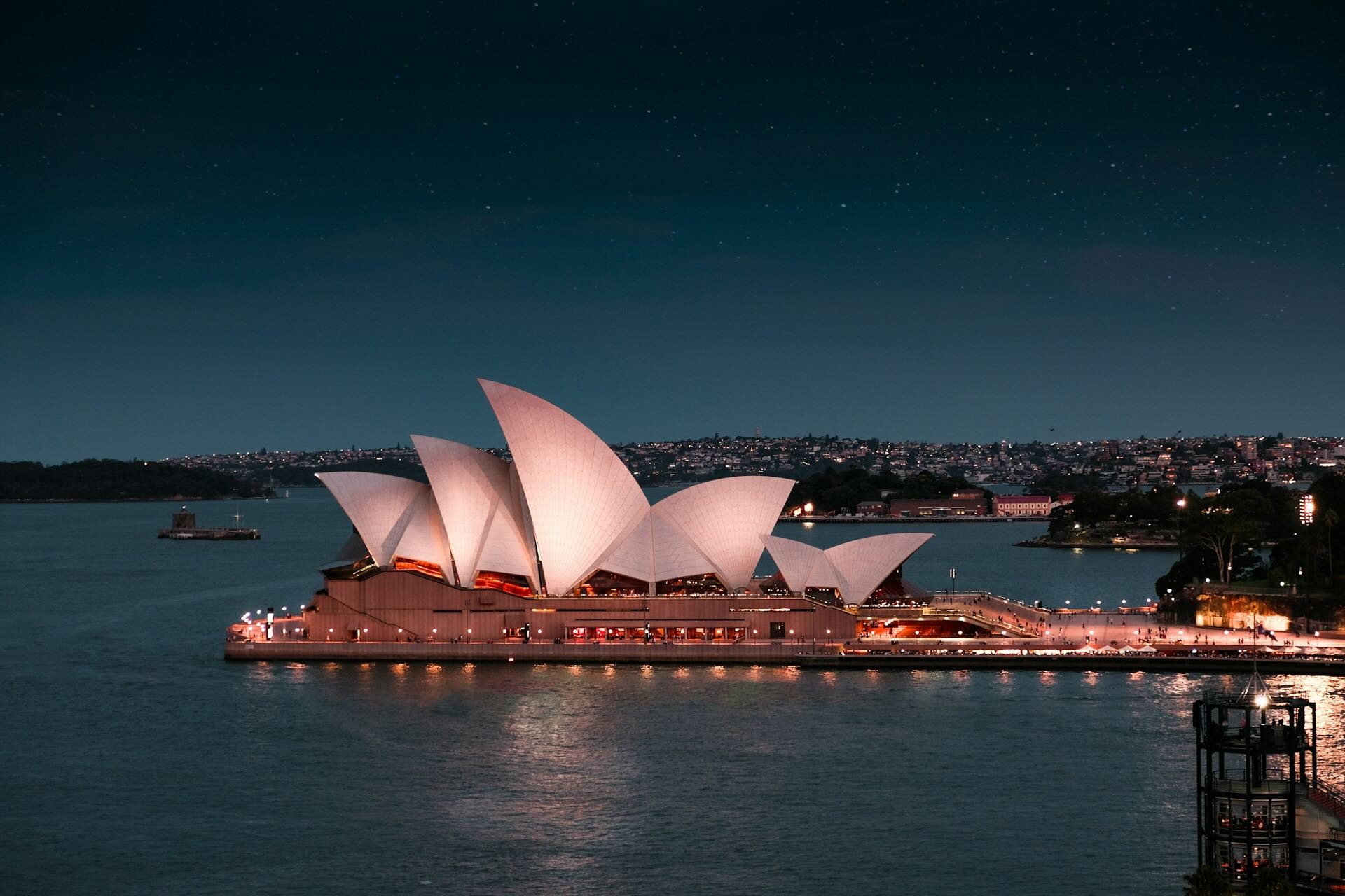 Sydney’s Best Neighborhoods for Sun, Surf, and Culture