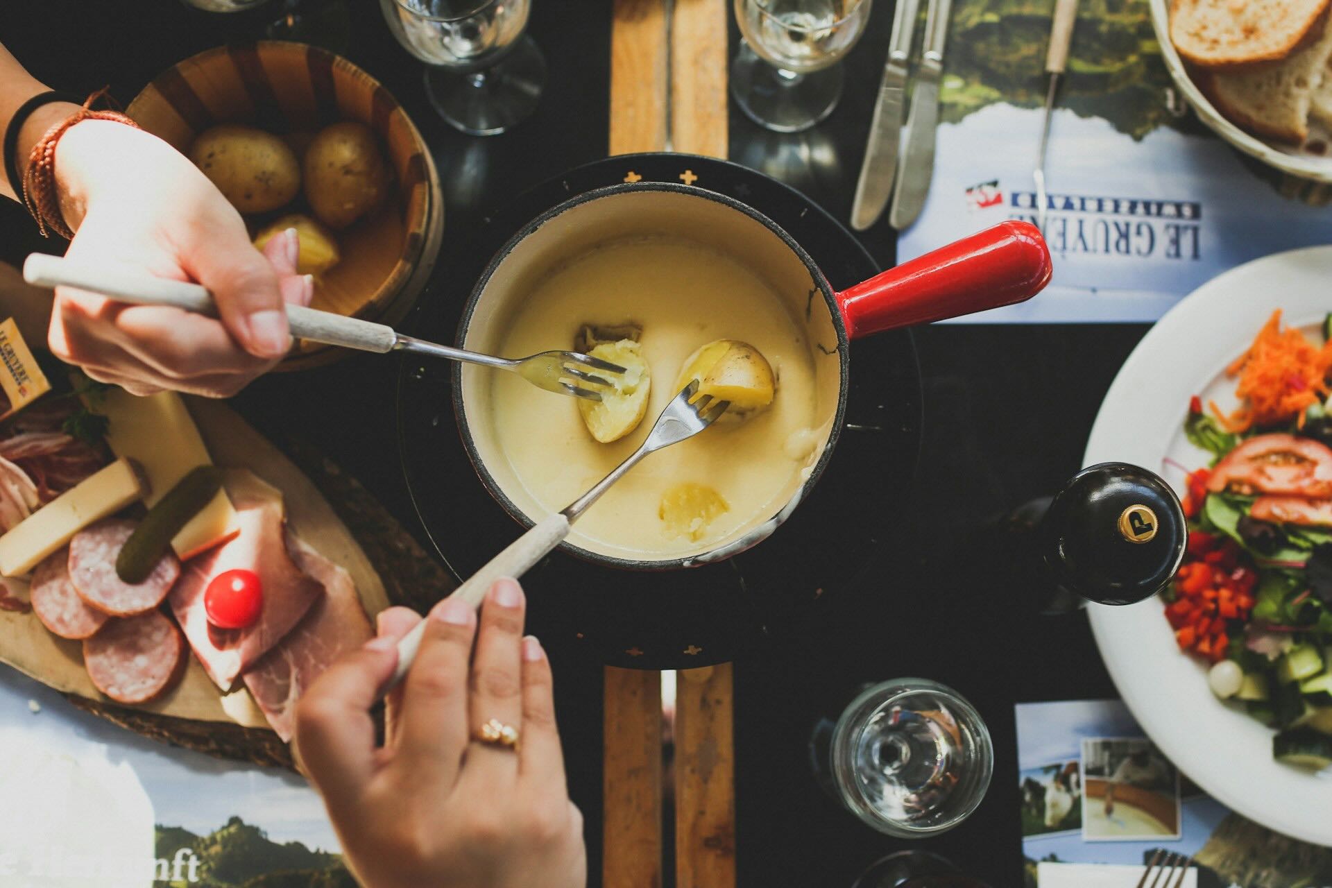 Top Mont-Tremblant Restaurants Everyone Wants to Book
