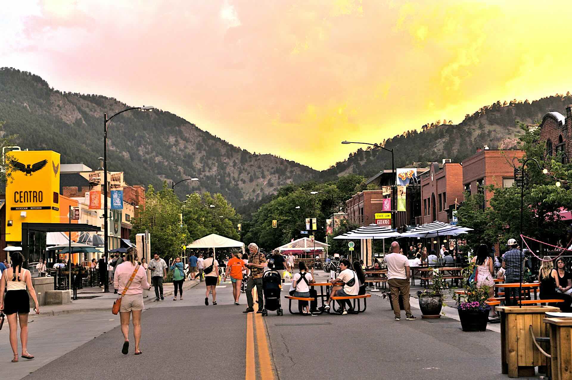 Boulder, Colorado Outdoor Living at the Base of the Rockies