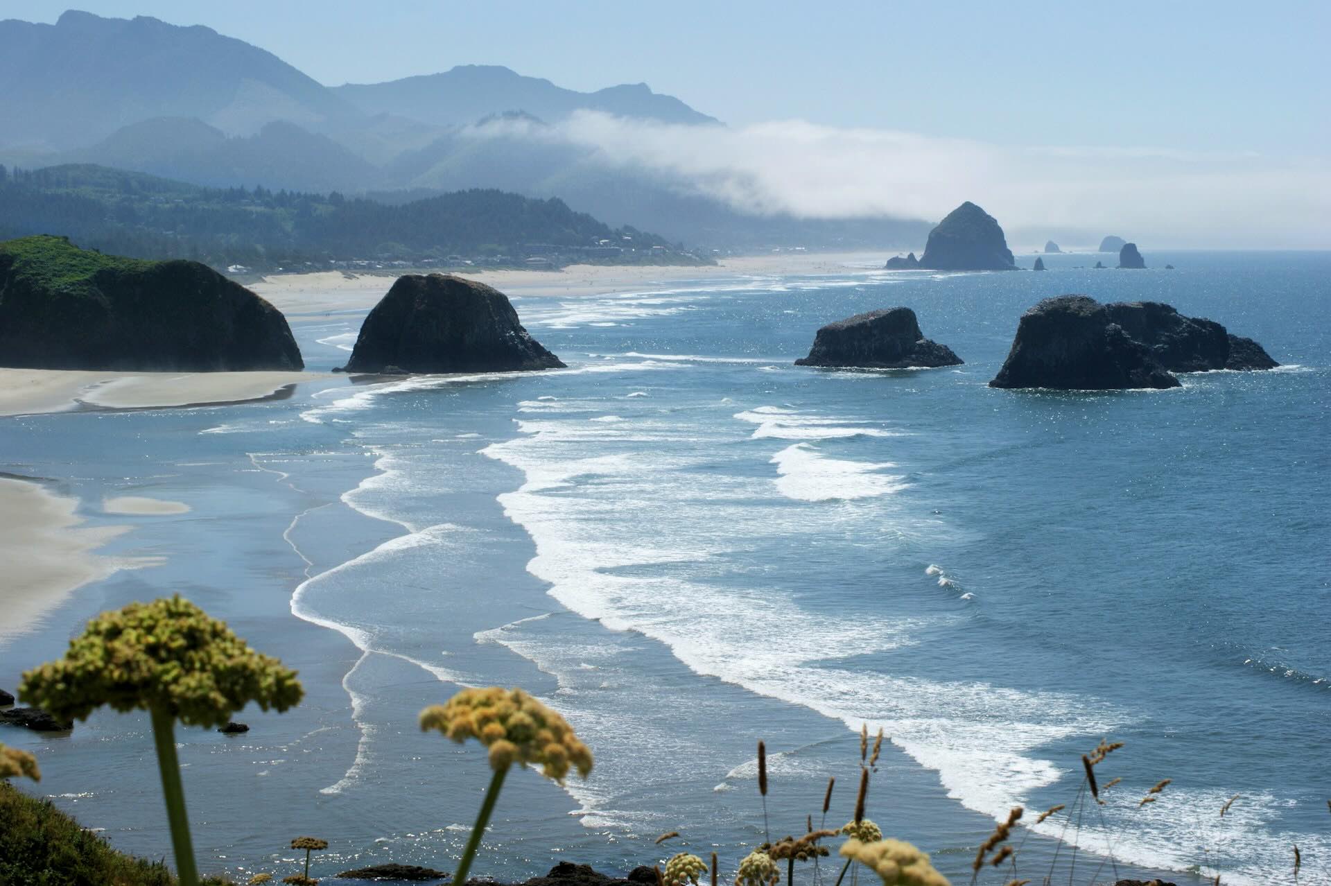 Cannon Beach, Oregon Iconic Coastline and Pacific Views