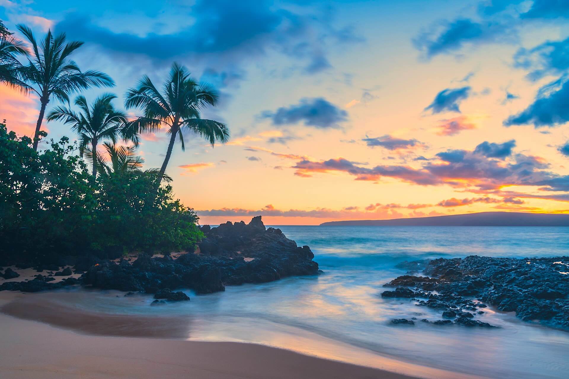 Ka'anapali Beach, Maui Golden Sand, Sun, and Clear Water