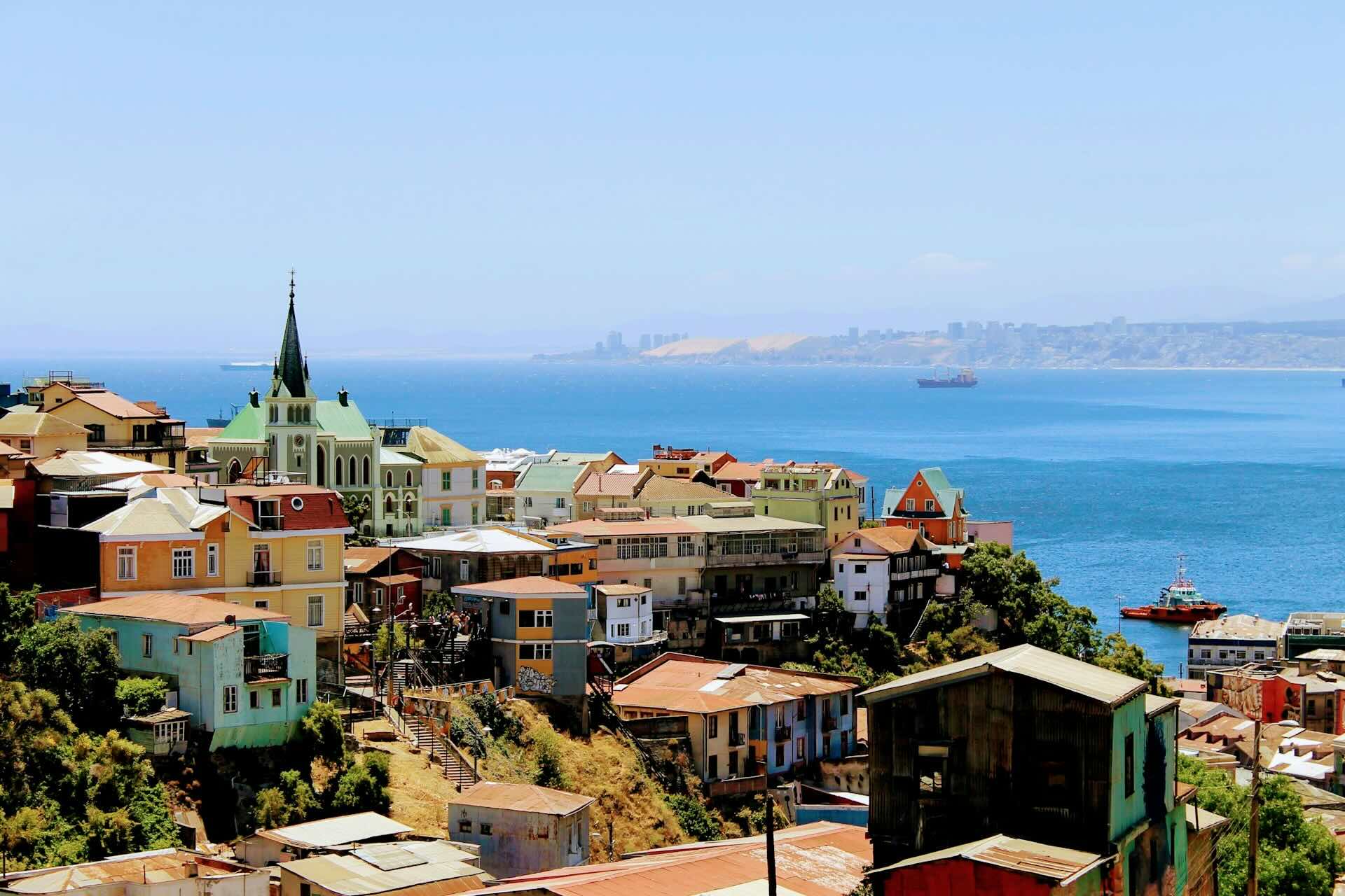 Valparaíso, Chile Hillside Art and Coastal Energy