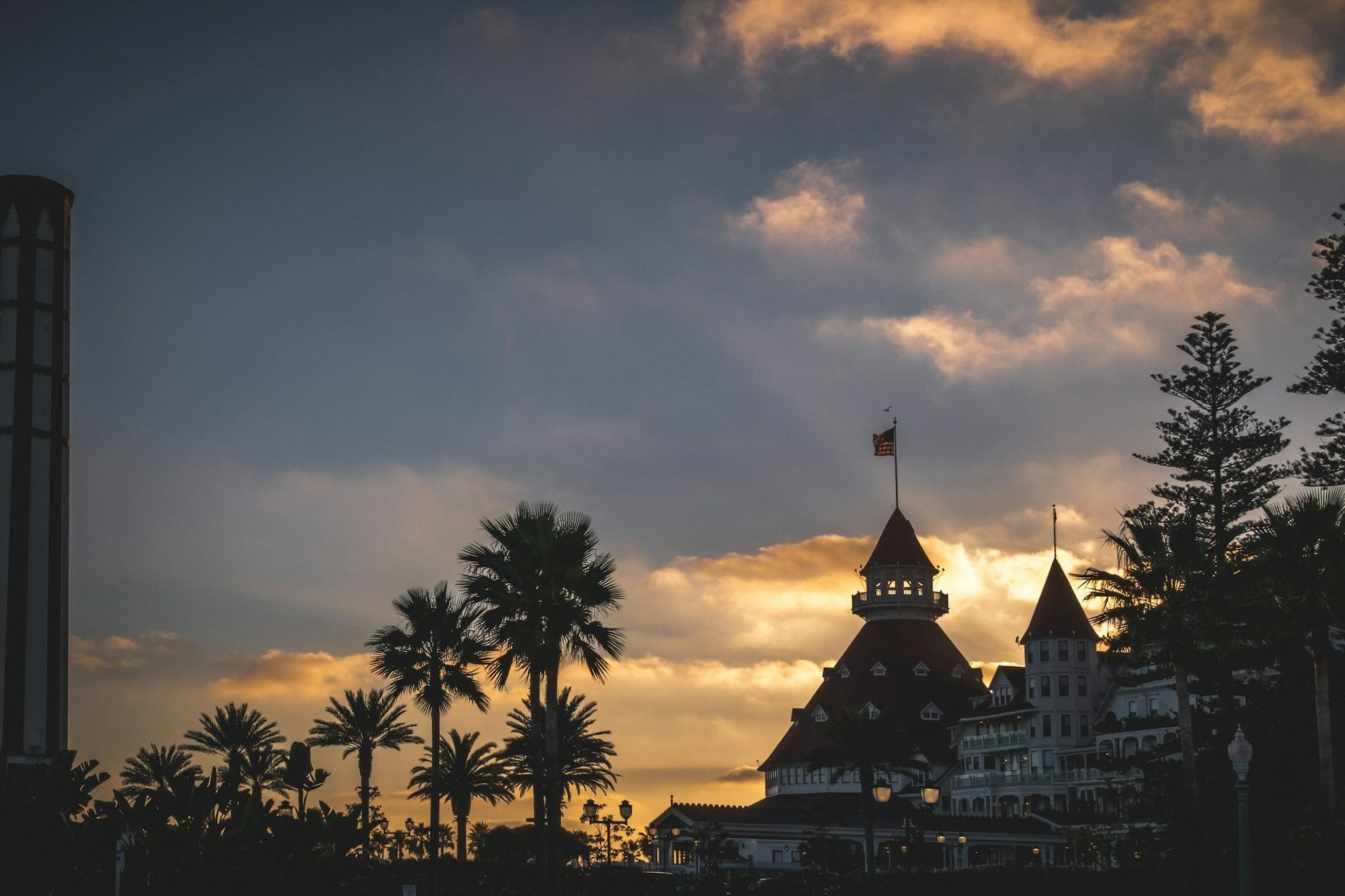 Coronado Beach, Wide Sand and a Timeless California Feel
